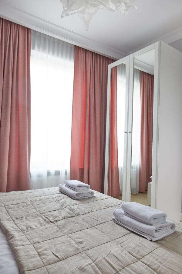 Metro Imielin Apartments Warsaw Exterior photo